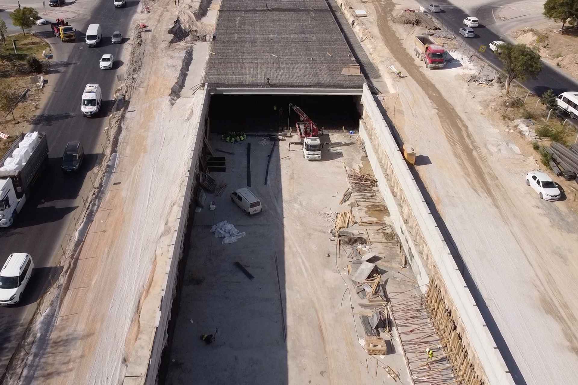 KONYA BÜYÜKŞEHİR BELEDİYESİ  BİBERCİ İNŞAAT TAŞ KÖPRÜ KÖPRÜLÜ KAVŞAGI